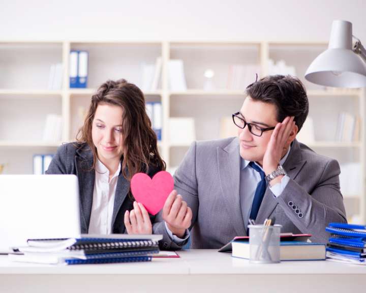 Dating in the Workplace Alt